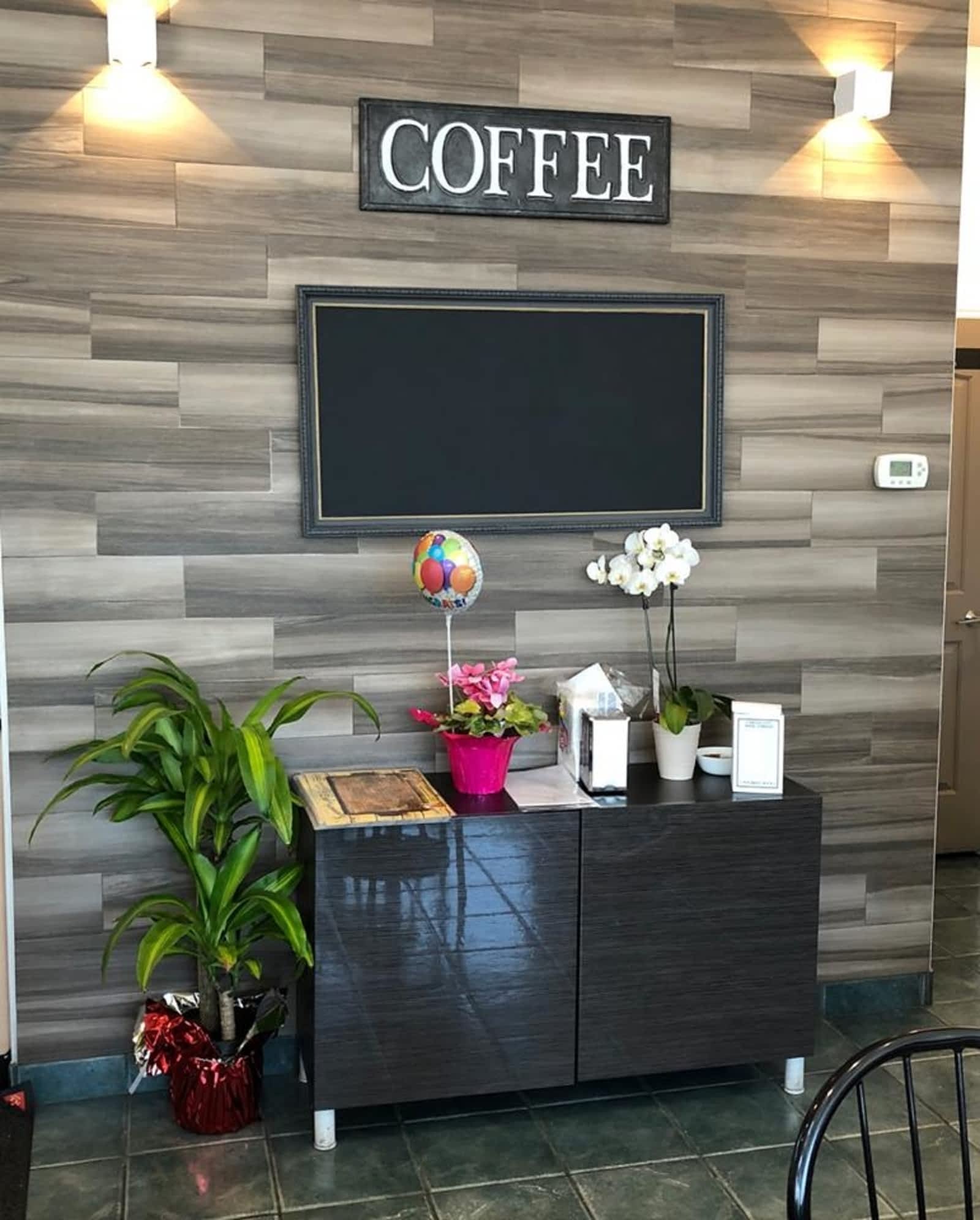 Photo credit: yellowpages.ca