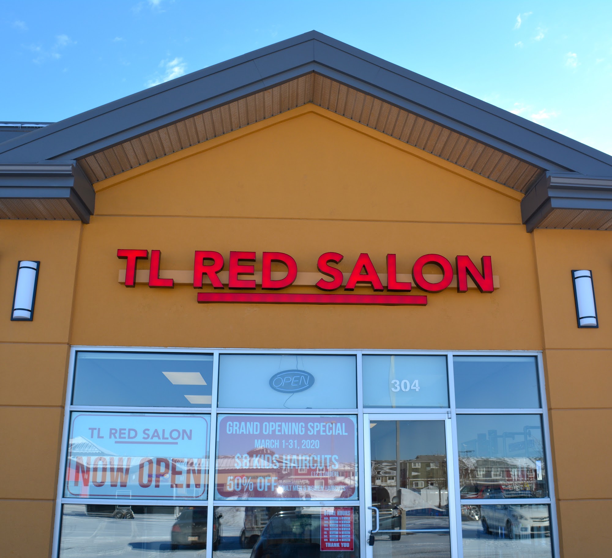 TL Red Salon
