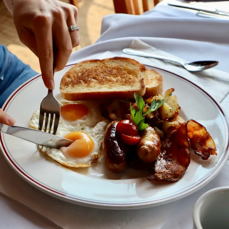 Photo credit: opentable
