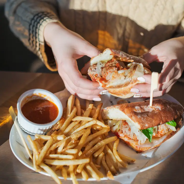 Photo credit: opentable