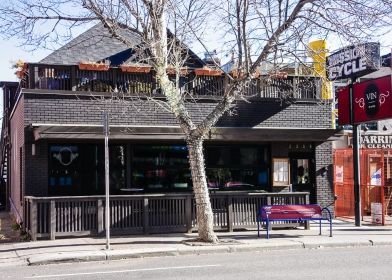 Photo credit: yellowpages.ca