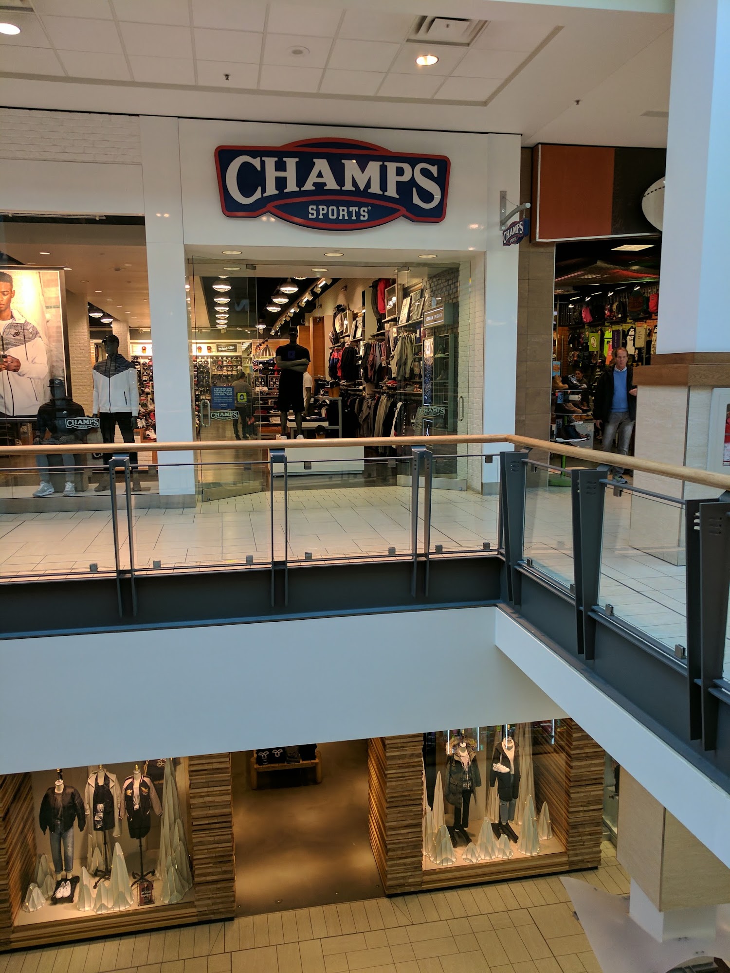 Champs Sports