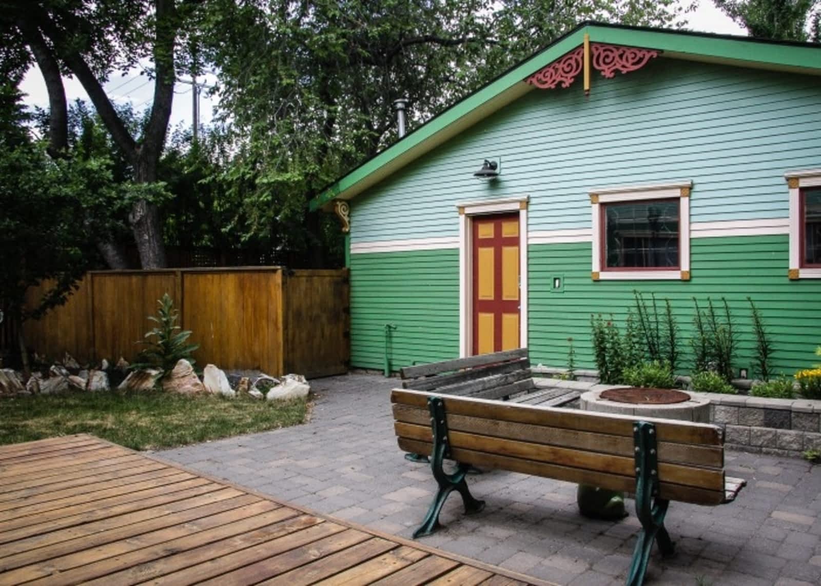 Photo credit: yellowpages.ca