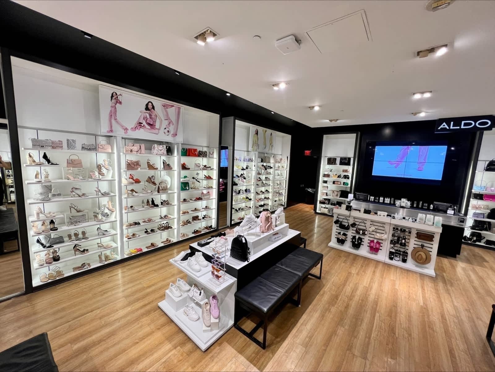 Photo credit: yellowpages.ca