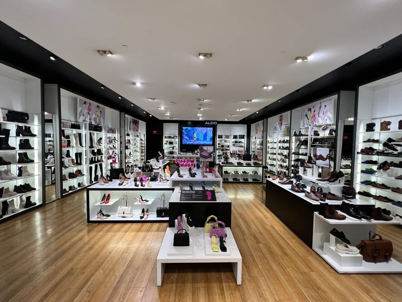 Photo credit: yellowpages.ca