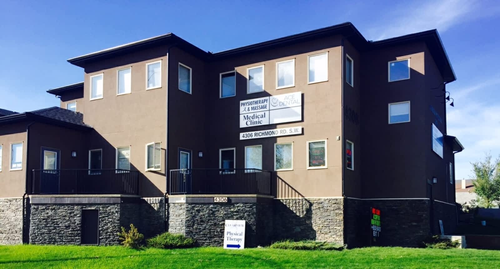 Photo credit: yellowpages.ca