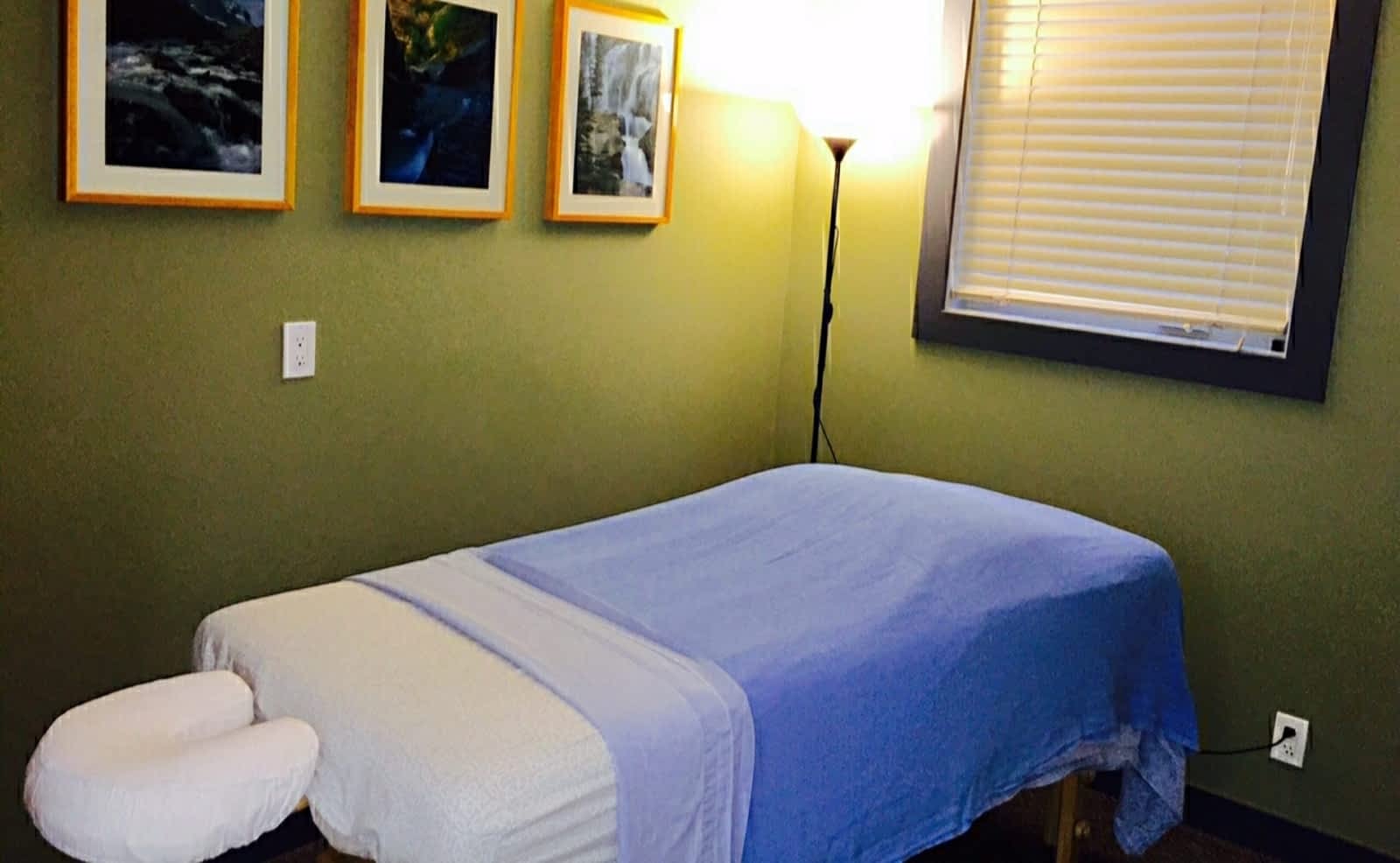 Photo credit: yellowpages.ca