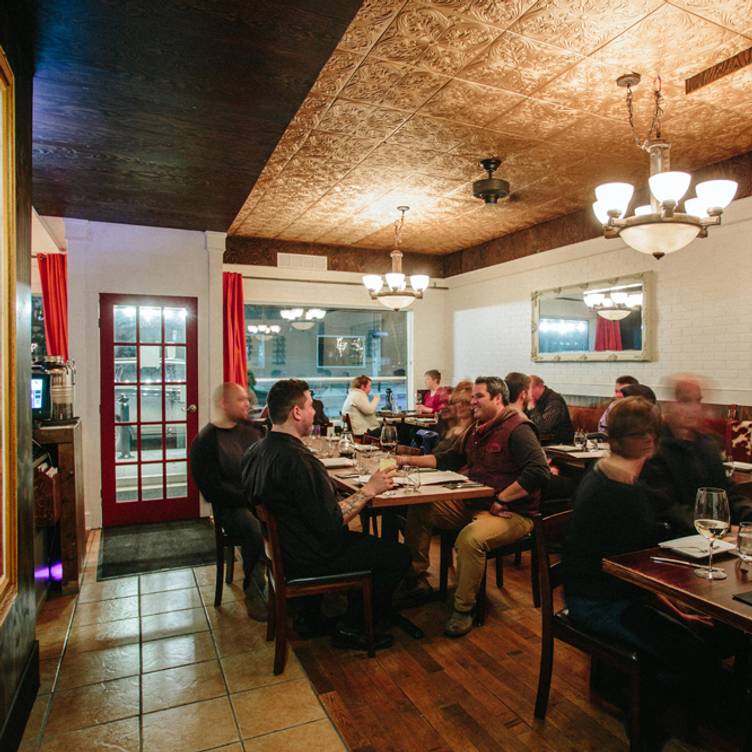 Photo credit: opentable
