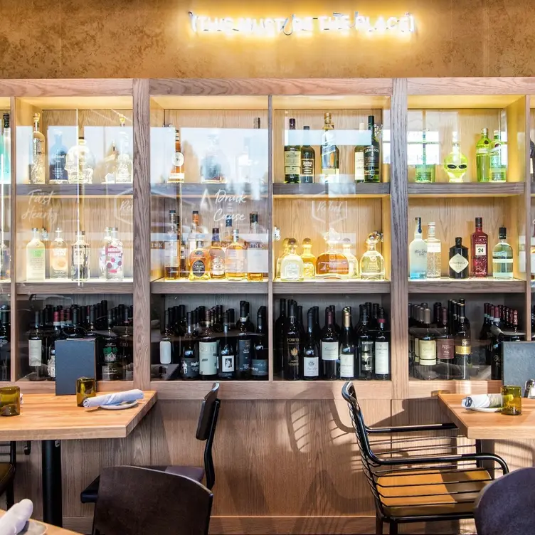 Photo credit: opentable