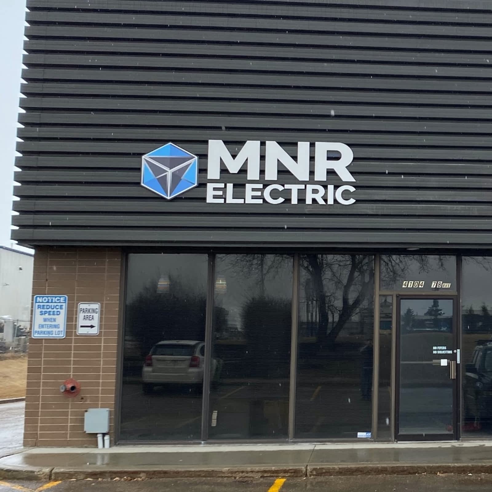 Photo credit: yellowpages.ca