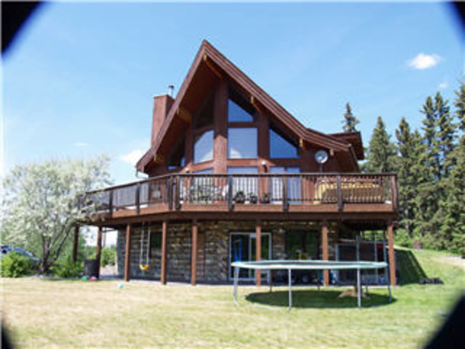 Photo credit: yellowpages.ca