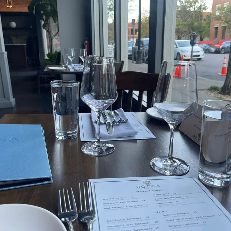 Photo credit: opentable