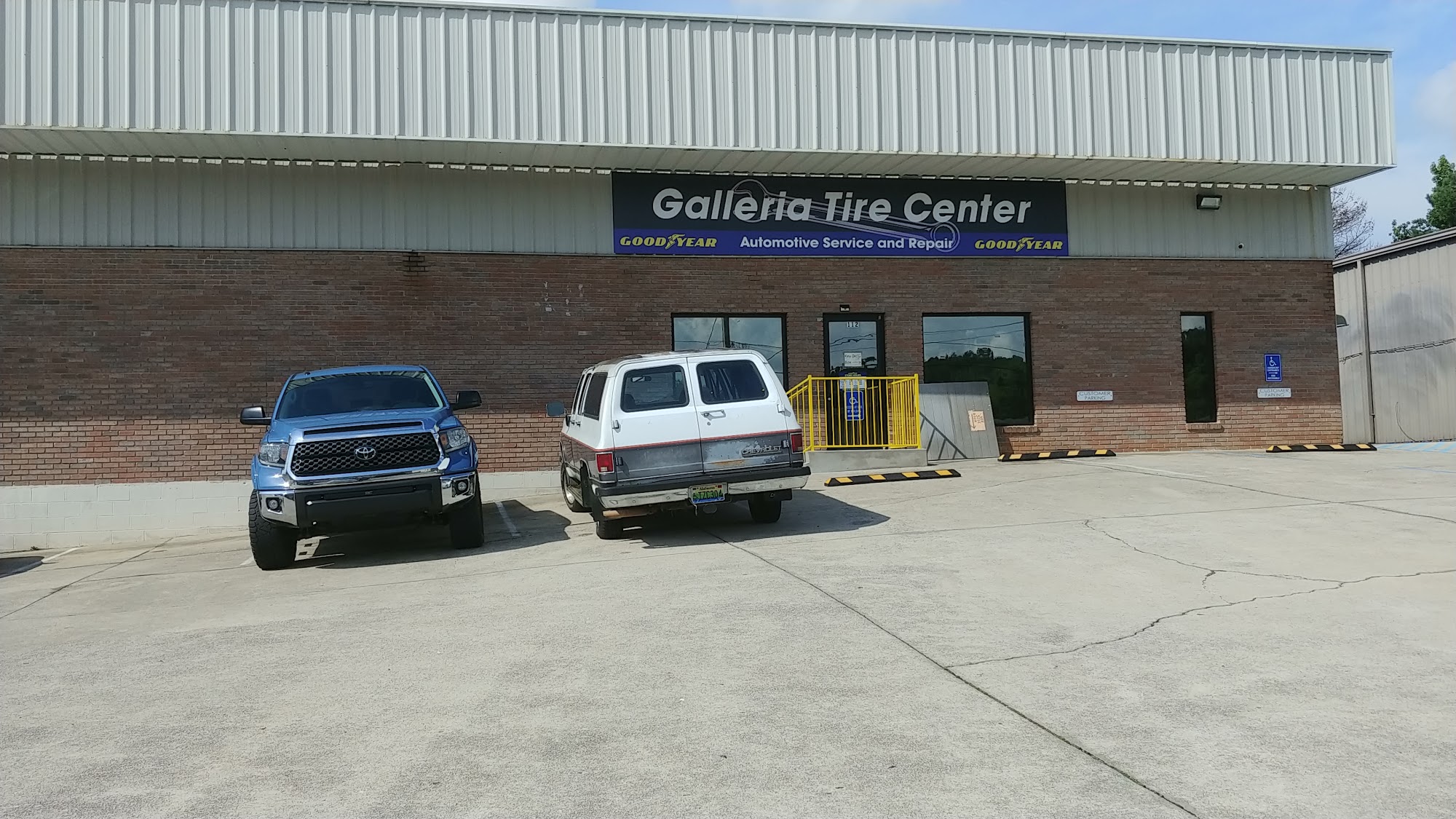 Galleria Tire Center