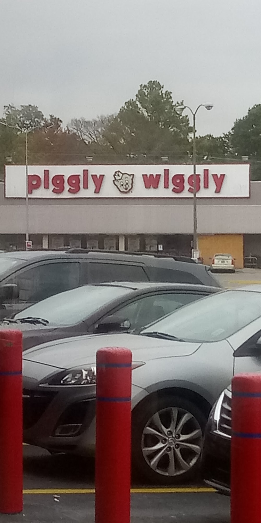 Piggly Wiggly Midfield