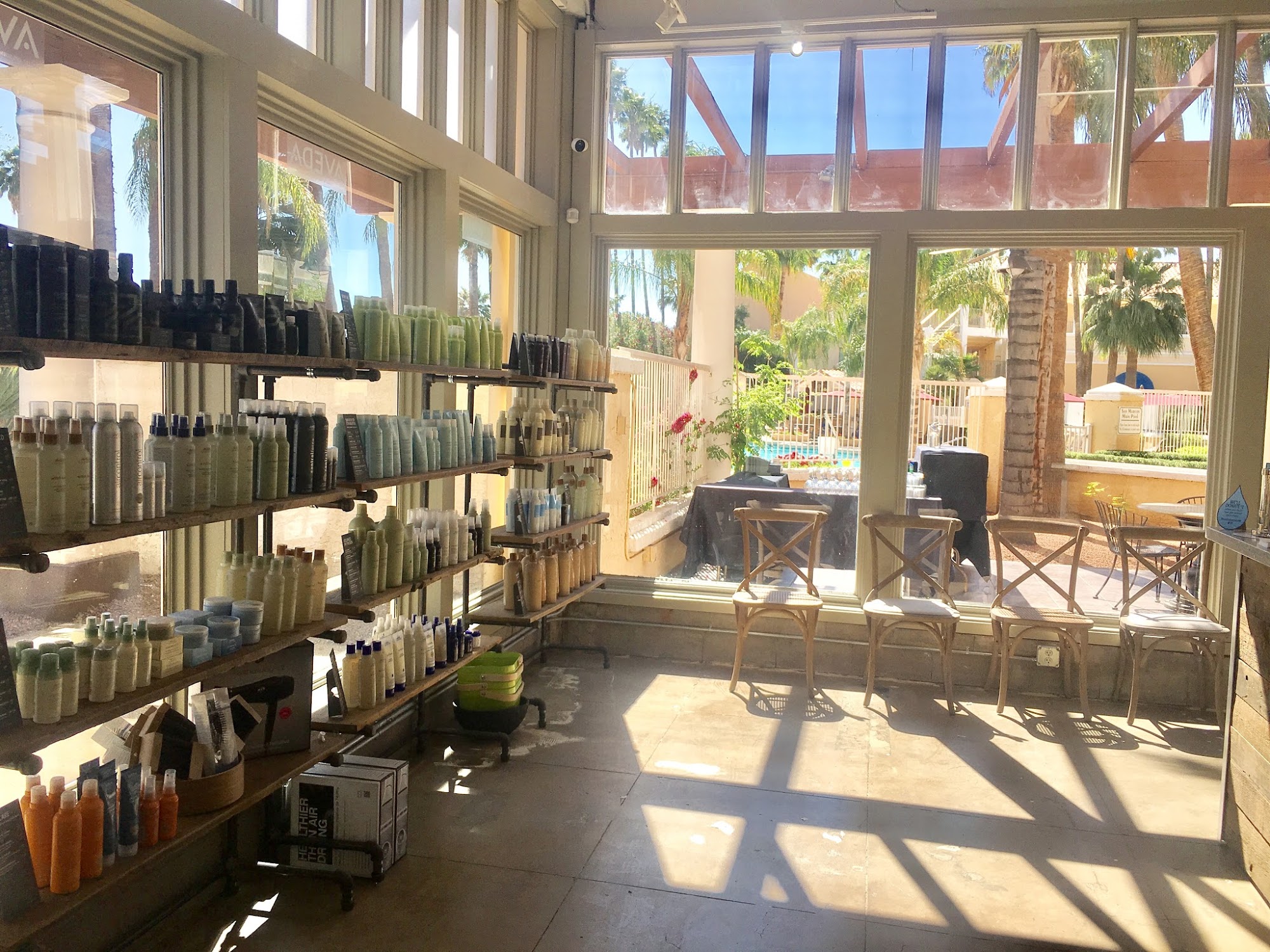 Vaya Salon AVEDA