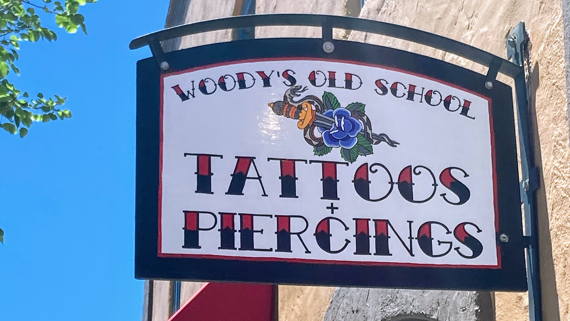 Woodys Old School Tattoos and Piercings
