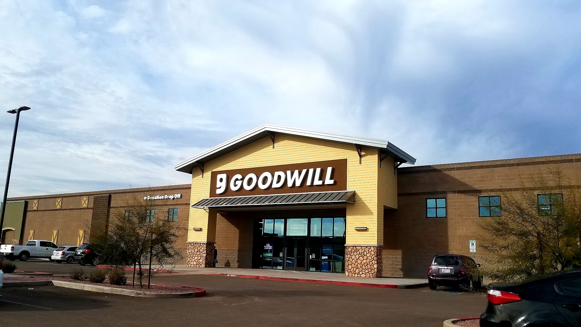 Goodwill Retail Store and Donation Center - Yuma & Sarival