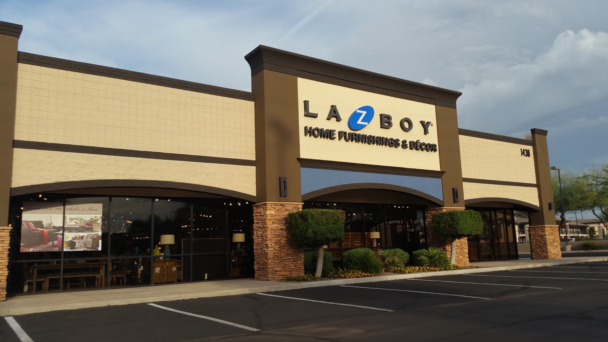 La-Z-Boy Home Furnishings and Décor