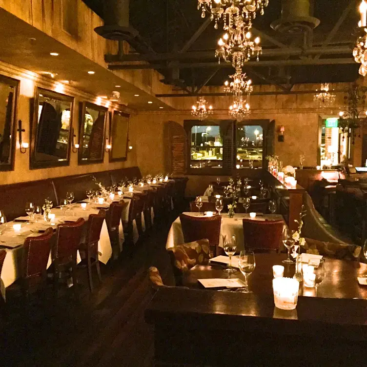 Photo credit: opentable