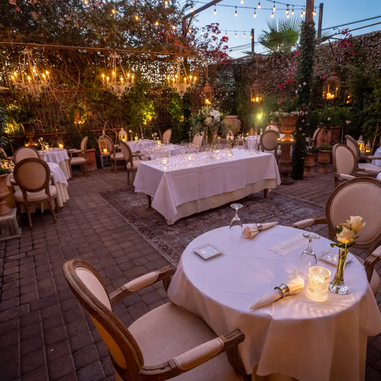 Photo credit: opentable