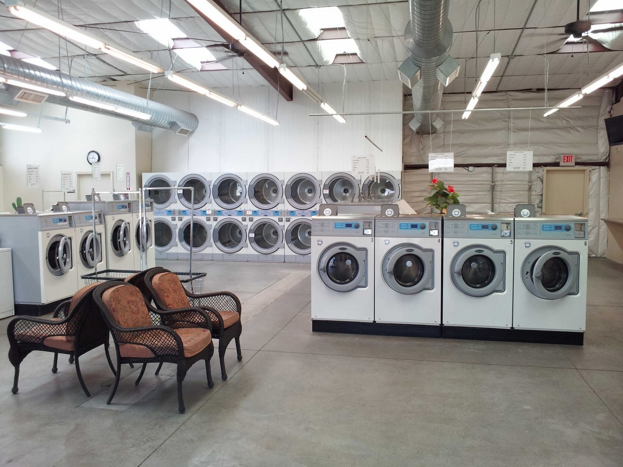 Payson Drive Laundromat