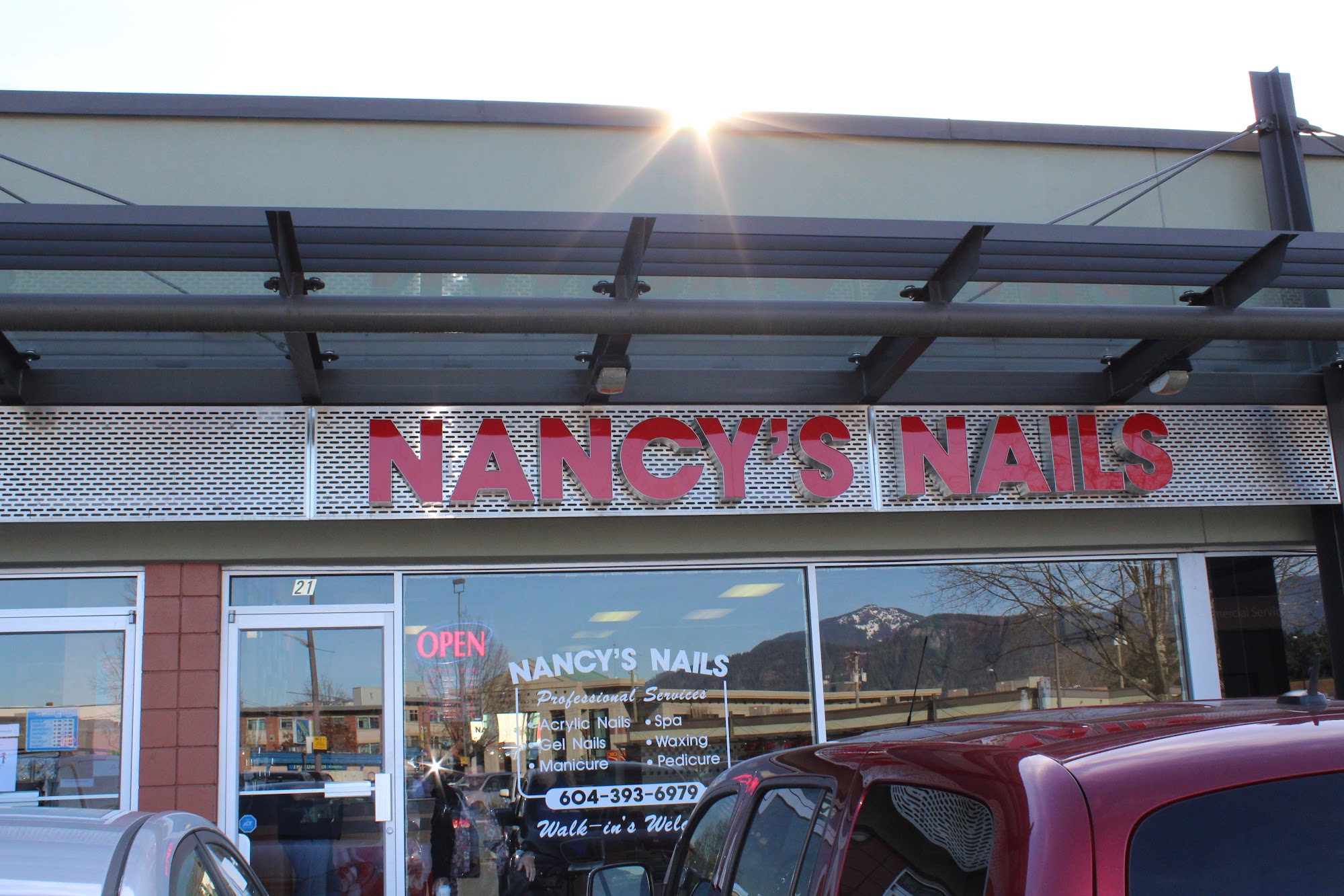 Nancy's Nails