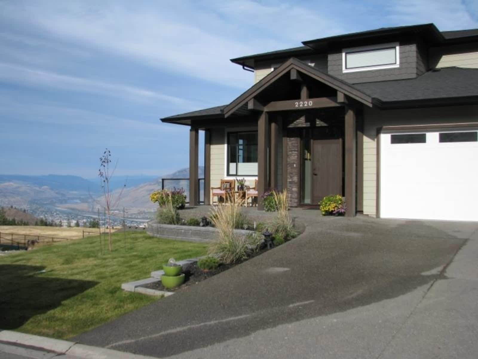 Photo credit: yellowpages.ca