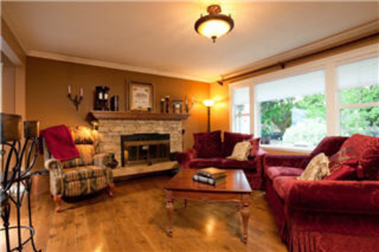 Photo credit: yellowpages.ca