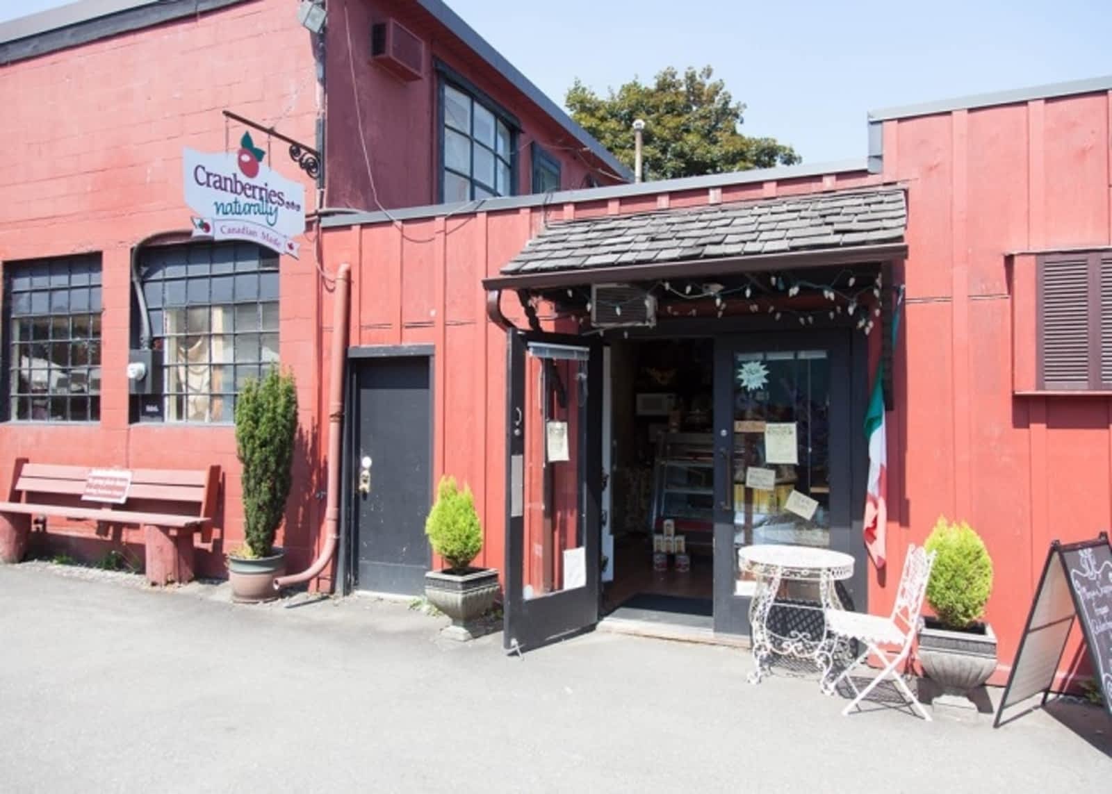 Photo credit: yellowpages.ca