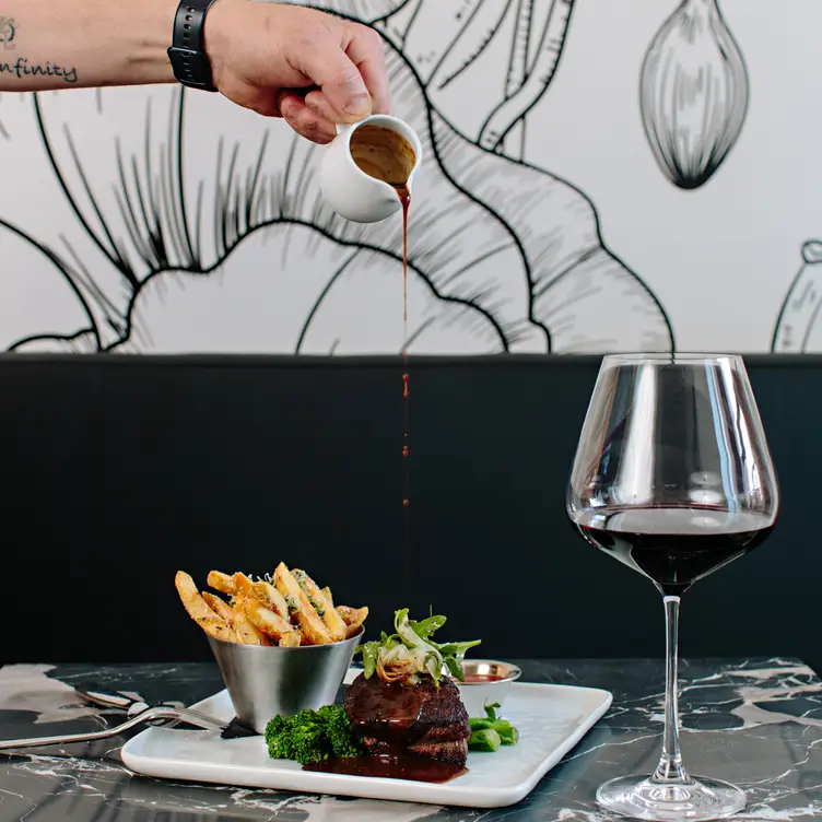 Photo credit: opentable