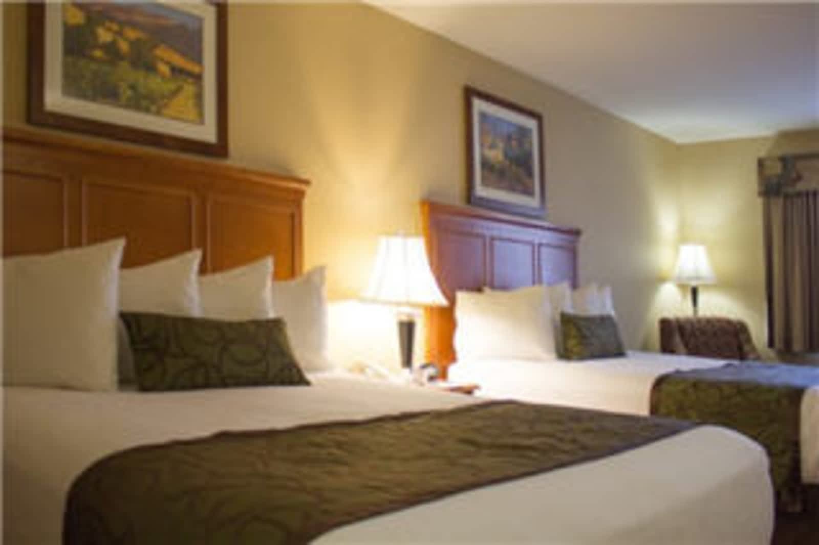 Photo credit: yellowpages.ca