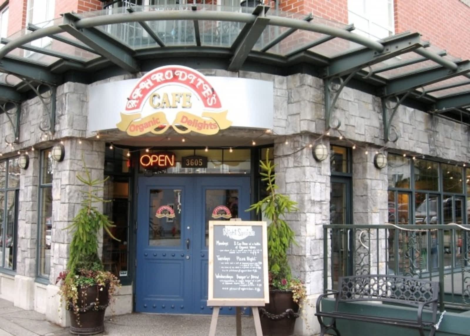 Photo credit: yellowpages.ca