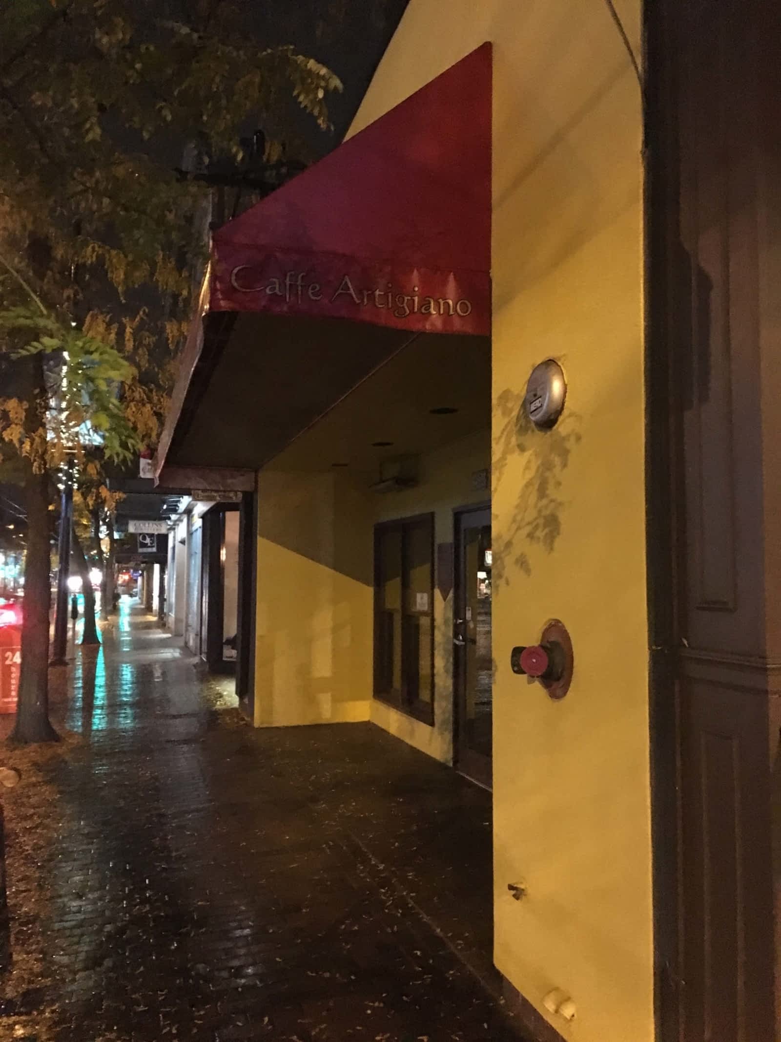 Photo credit: yellowpages.ca