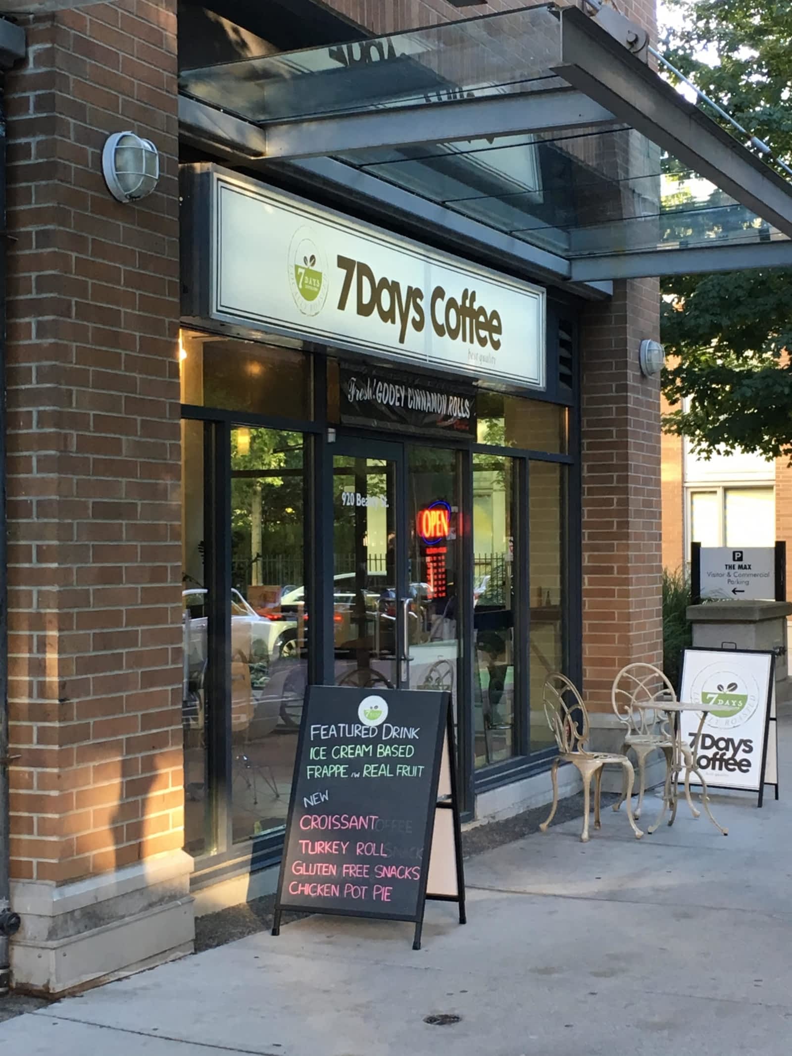 Photo credit: yellowpages.ca