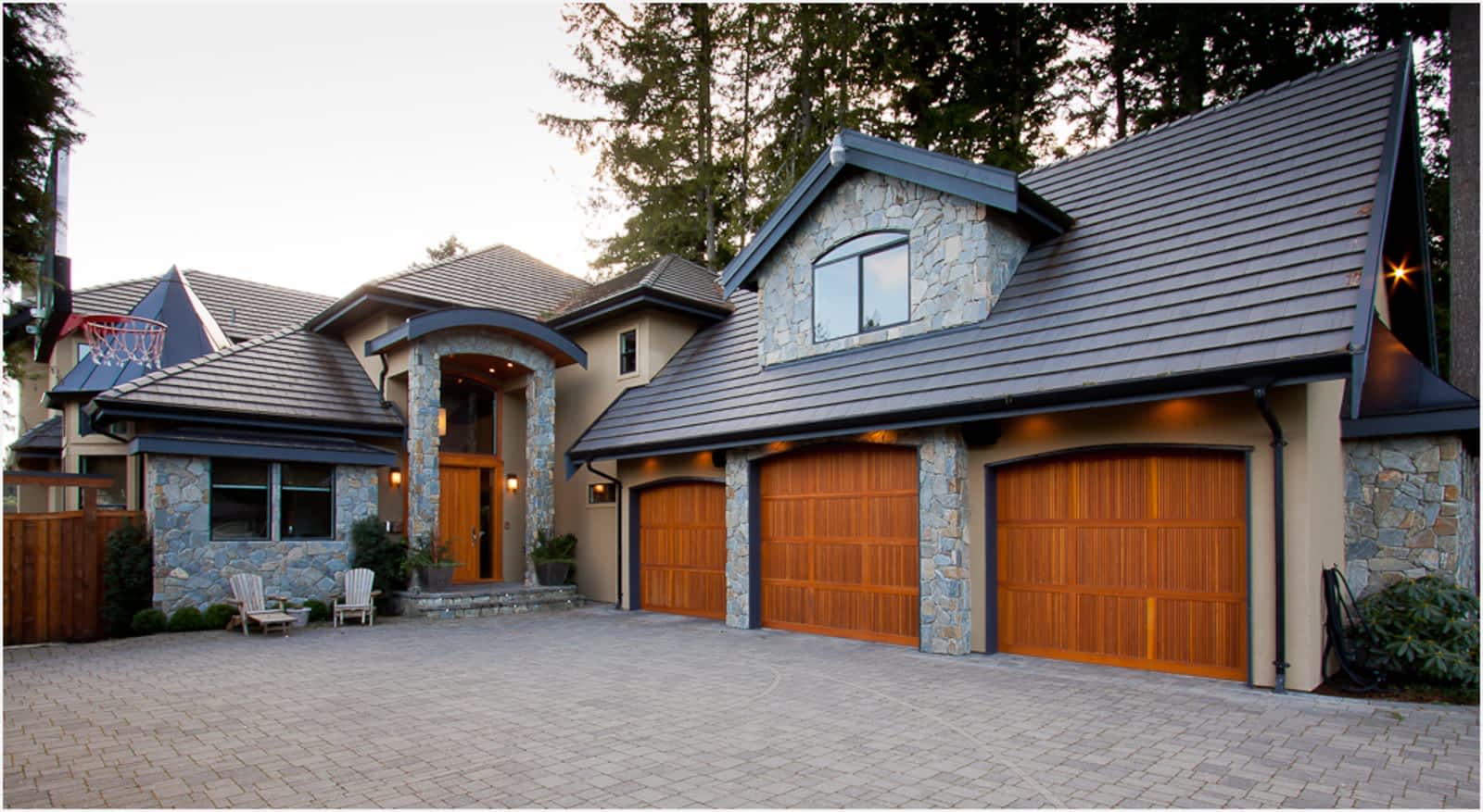 Photo credit: yellowpages.ca