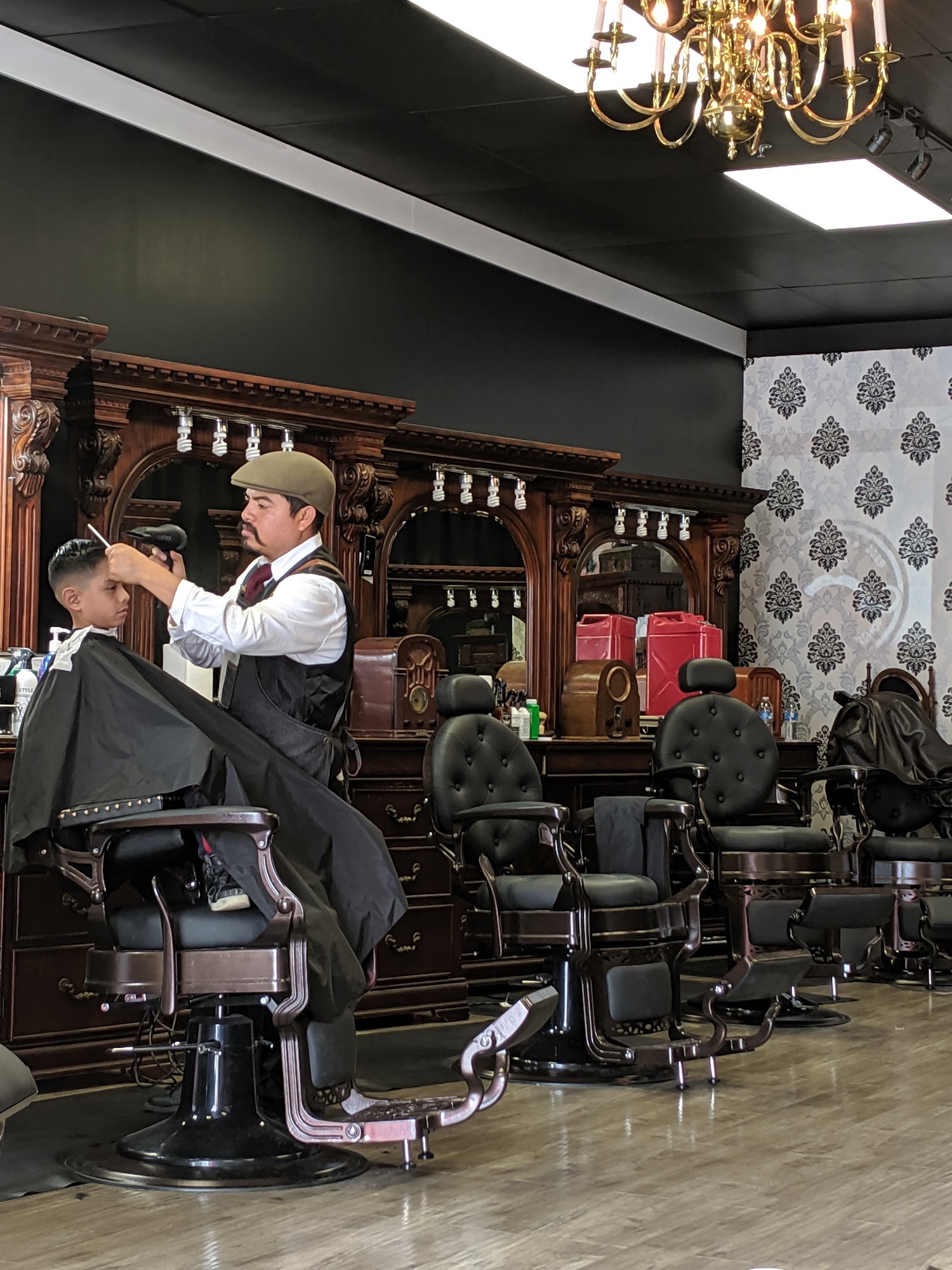 Americas Barbershop