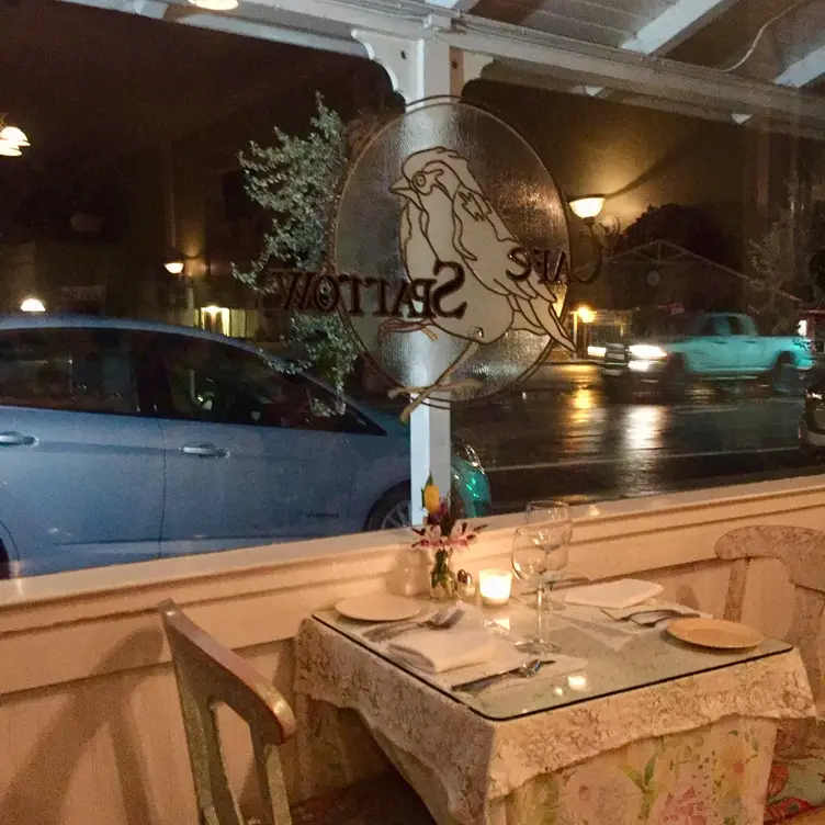 Photo credit: opentable