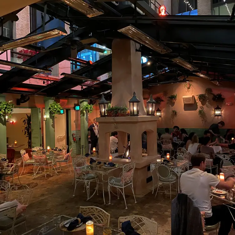 Photo credit: opentable