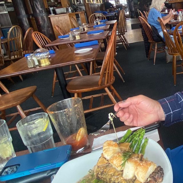 Photo credit: opentable