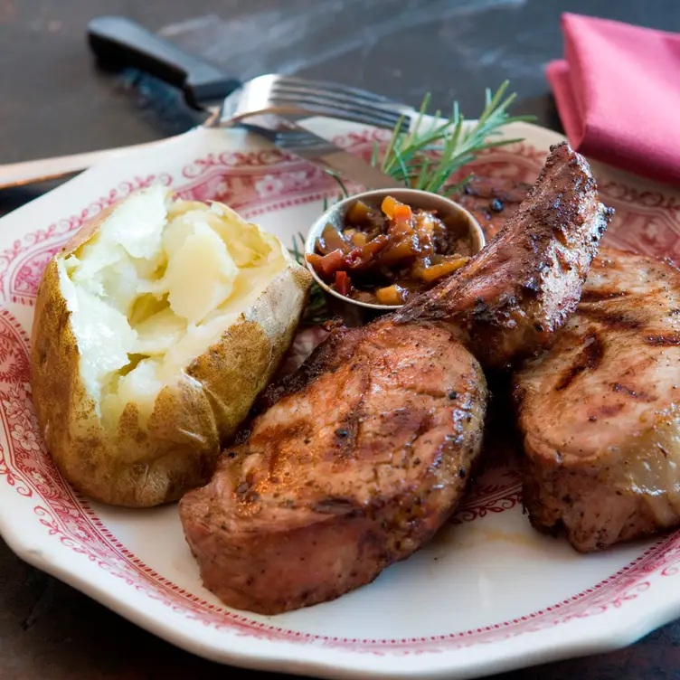 Photo credit: opentable