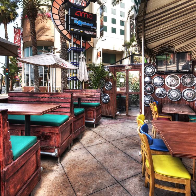 Photo credit: opentable