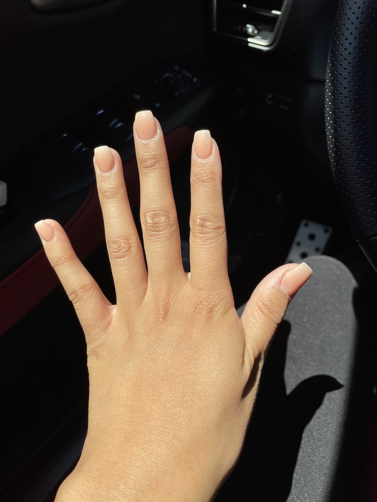 Chino Nails
