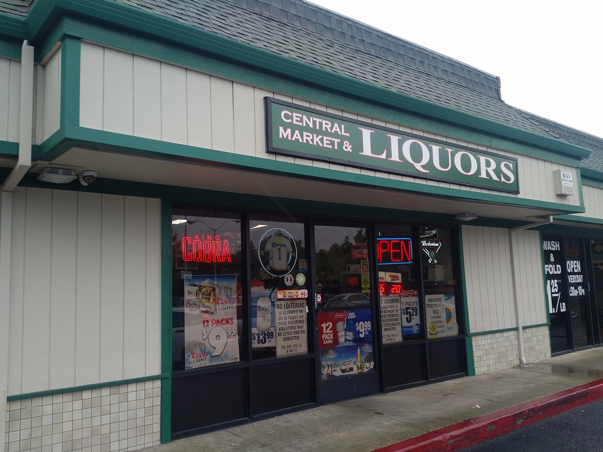 Central Market & Liquor