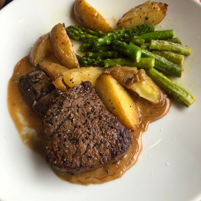Photo credit: opentable