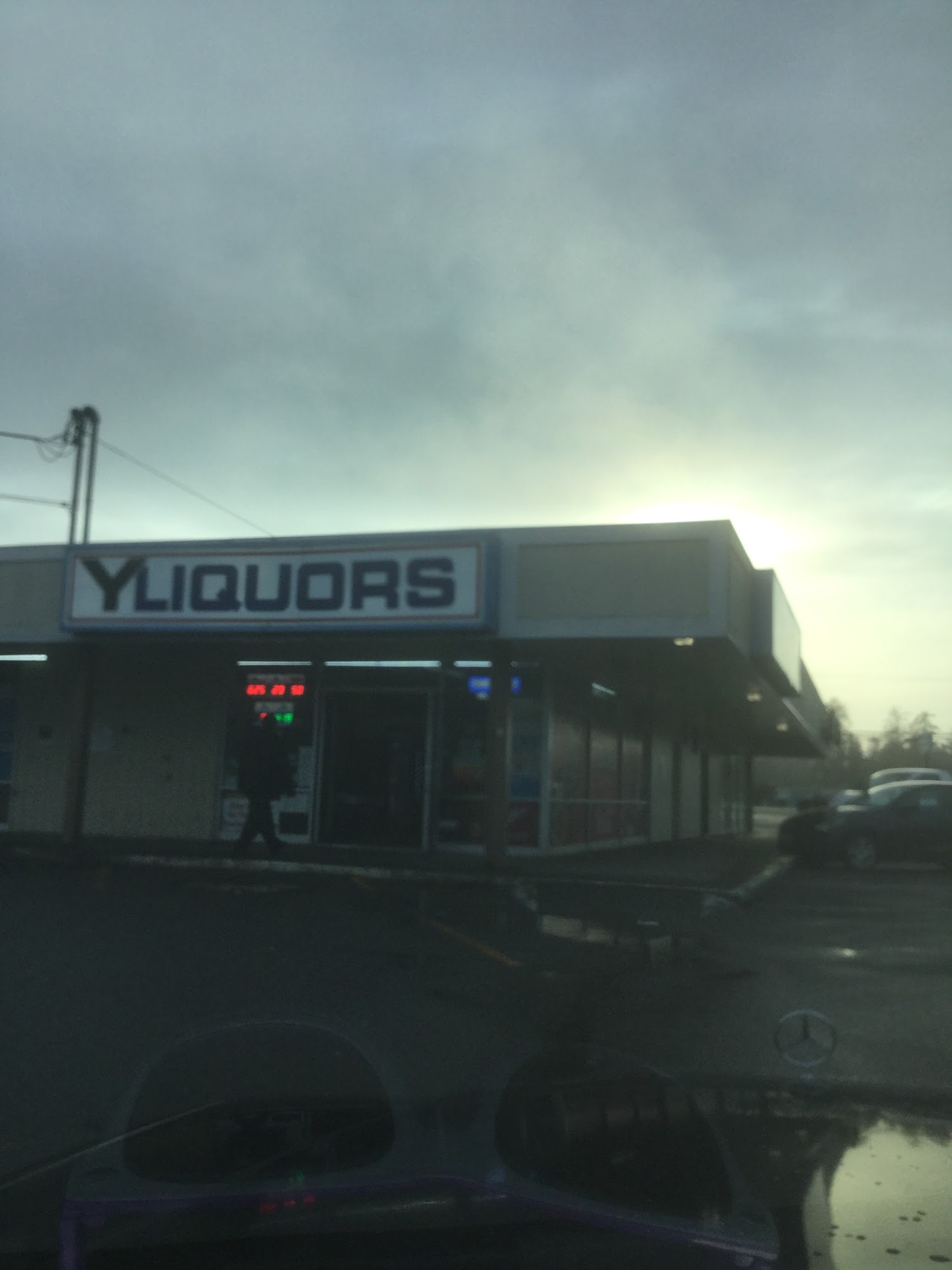 Y Liquors