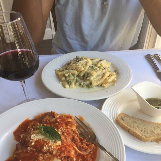 Photo credit: opentable