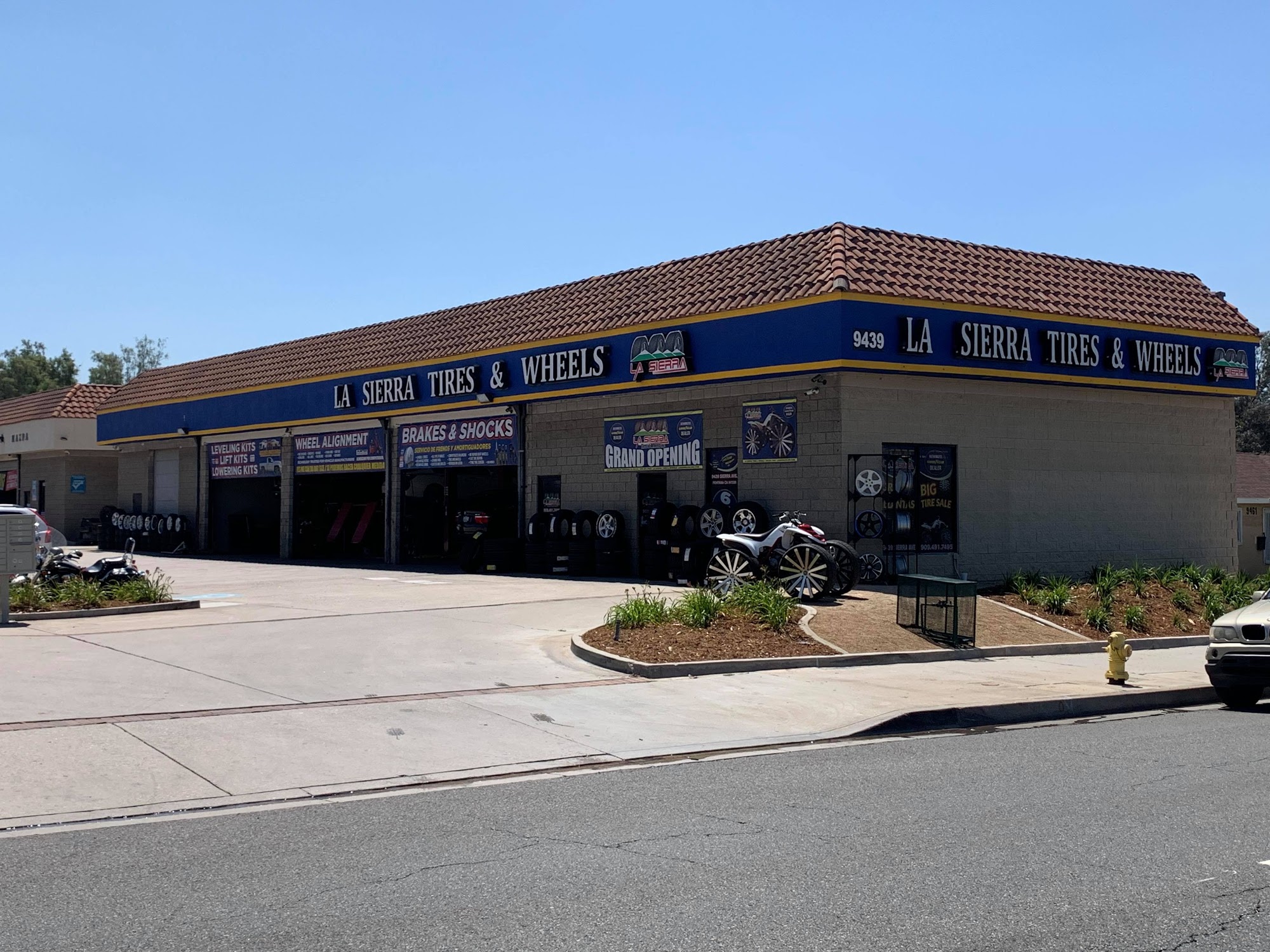 La Sierra Tires & Wheels