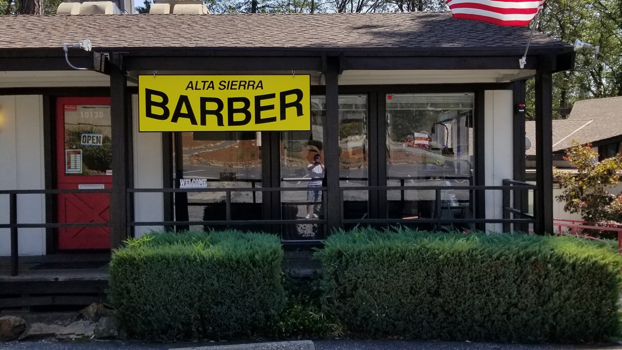 Alta Sierra Barber