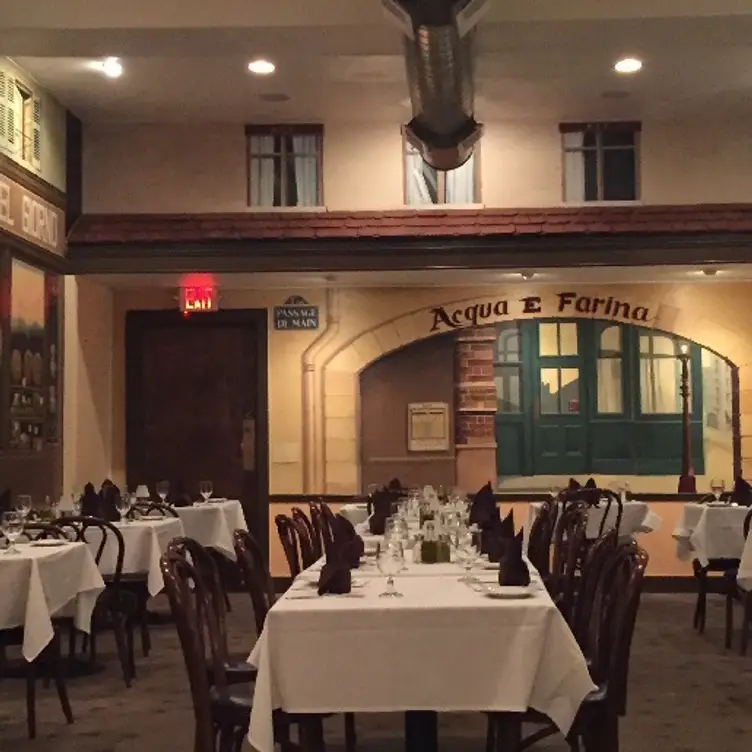 Photo credit: opentable