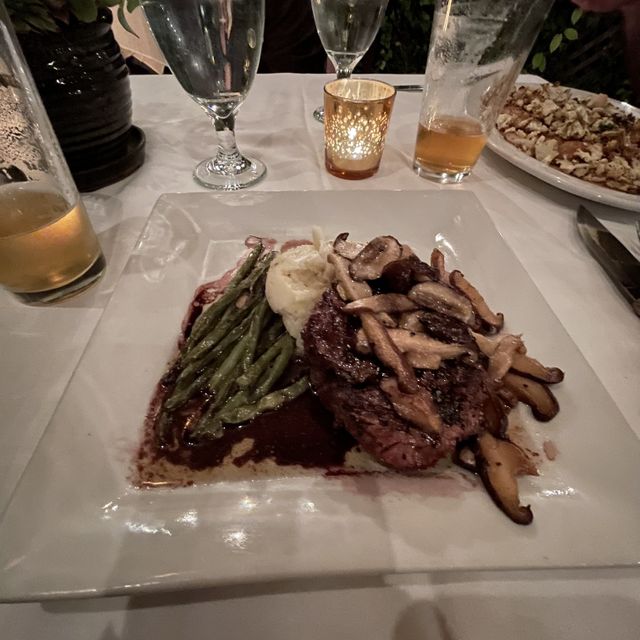 Photo credit: opentable